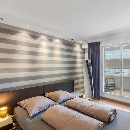 Mc With Parking Beausoleil